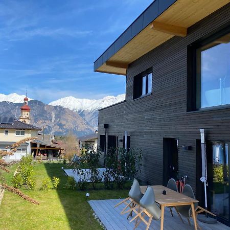 Black Forest Lodges - Gehobene Ferienwohnungen Mit Privatsaunas ทุลเฟส ภายนอก รูปภาพ
